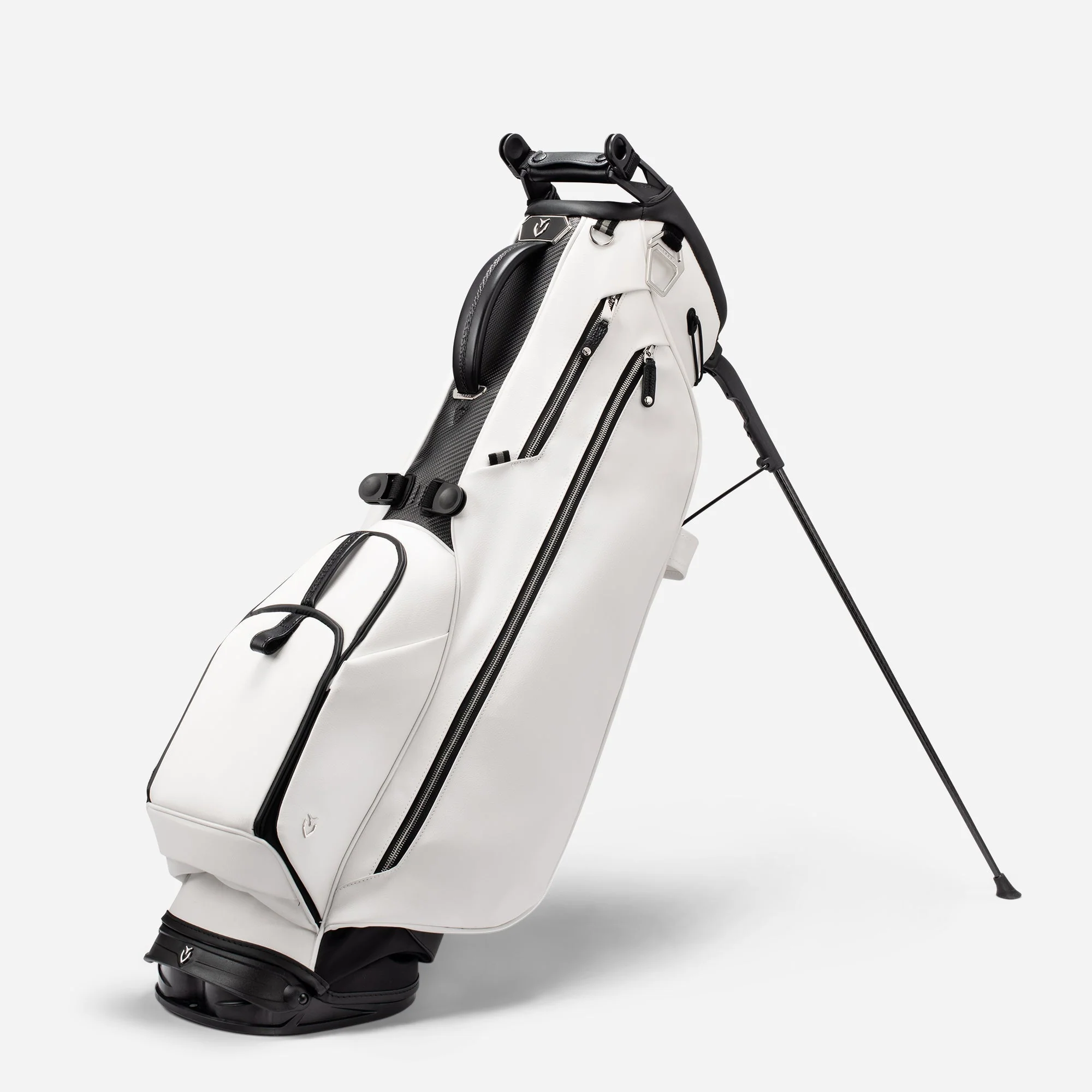 Lux Carbon Stand In Pebbled White