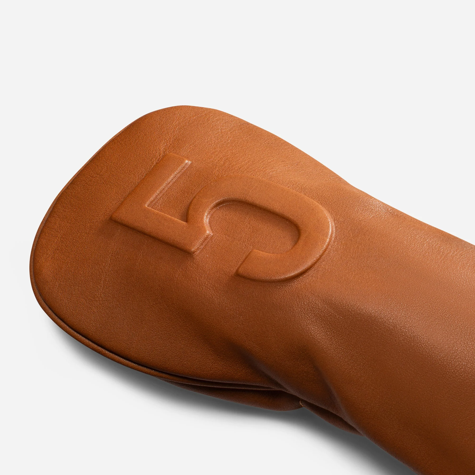 Lux Embossé Headcover in Smooth Brown - Image 11