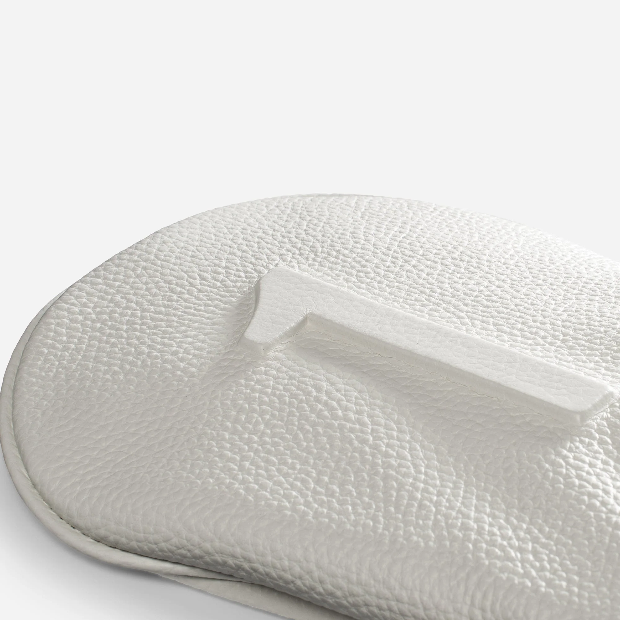 Lux Embossé Headcover in White - Image 2