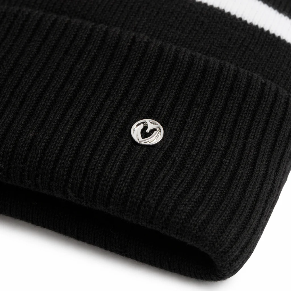 Vessel Bobble Hat in Black - Image 3
